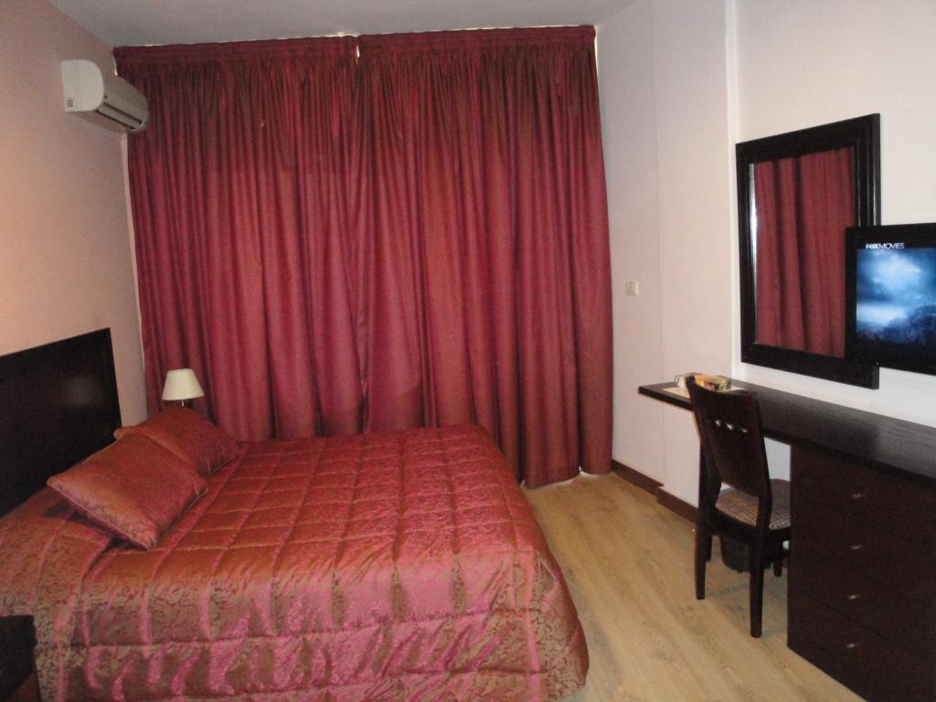 Mozart Hotel Beirut Exterior foto