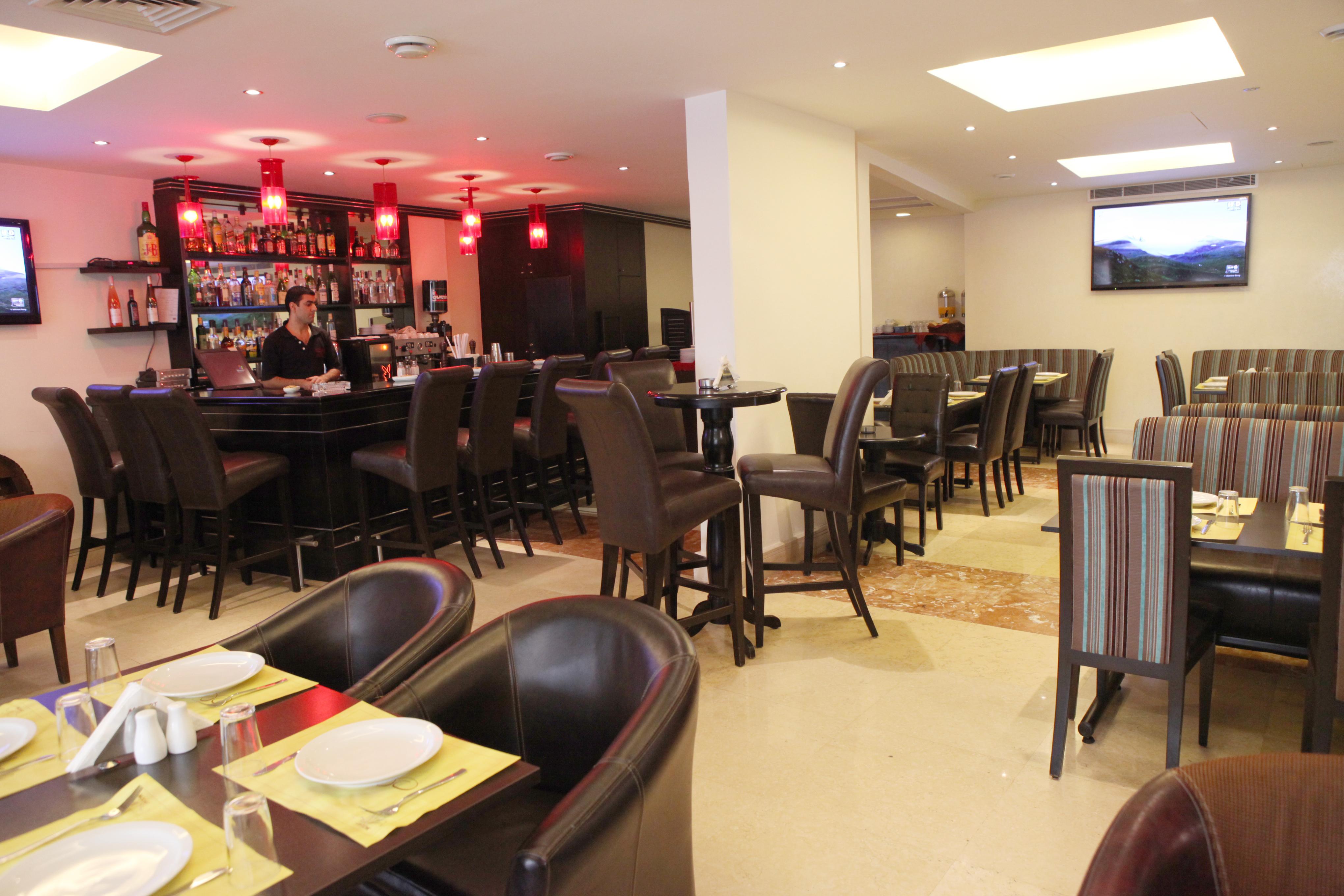 Mozart Hotel Beirut Exterior foto